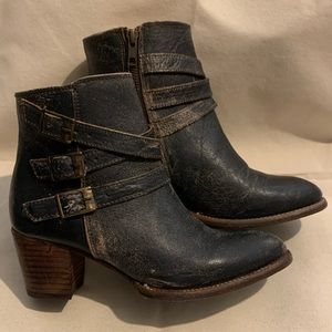 Bed Stu Begin Short Booties sz 8.5